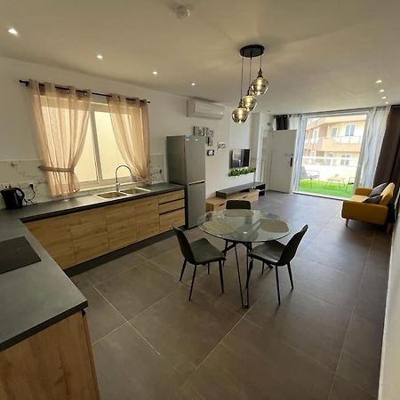 Апартаменти Penthouse St Paul'S Bay Сент-Полс-Бей Екстер'єр фото